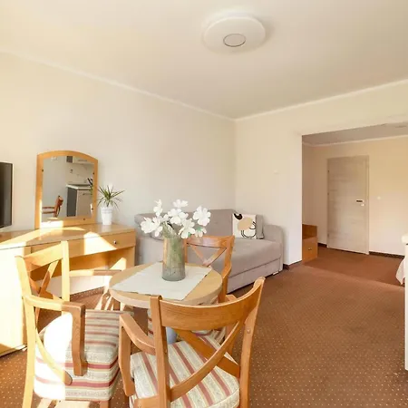 Διαμέρισμα Comfortable Studio, Breakfast Included Rewal