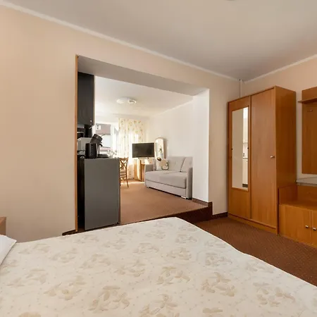 Comfortable Studio, Breakfast Included *